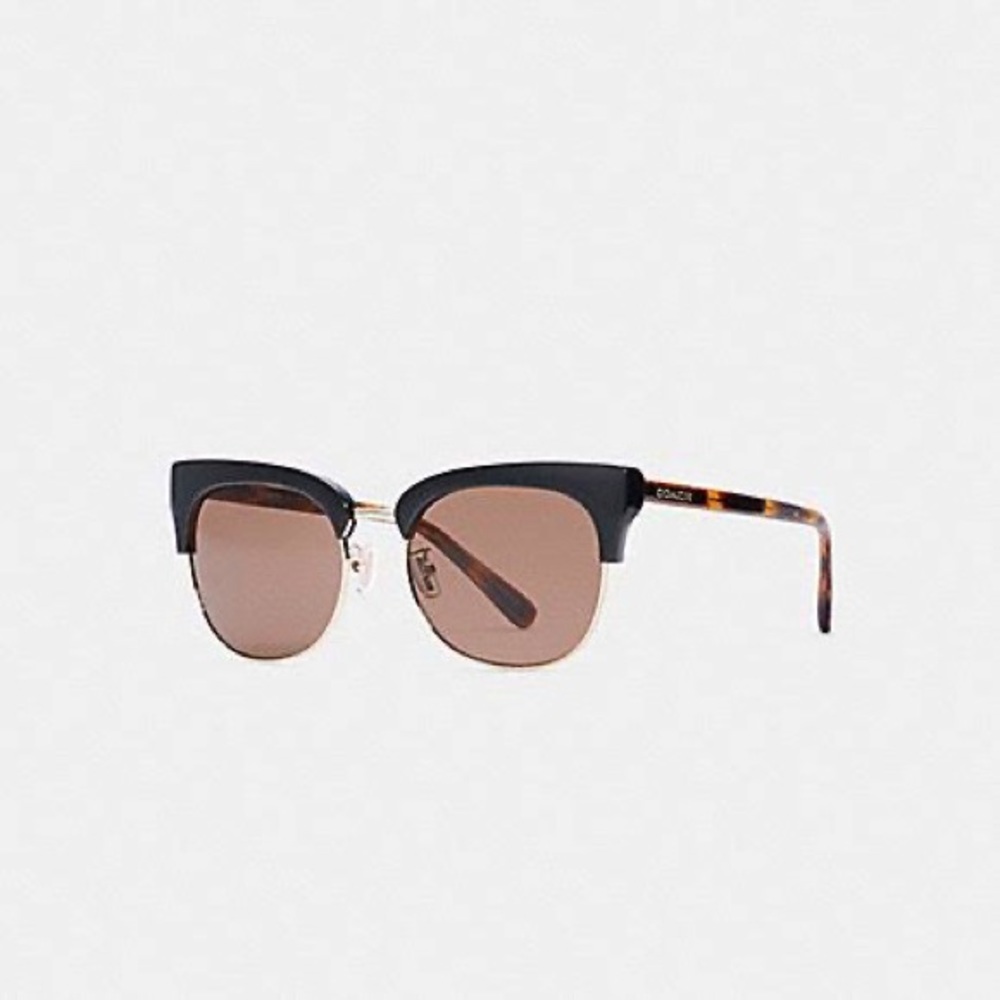 Coach Bobbie sunglasses 🕶️